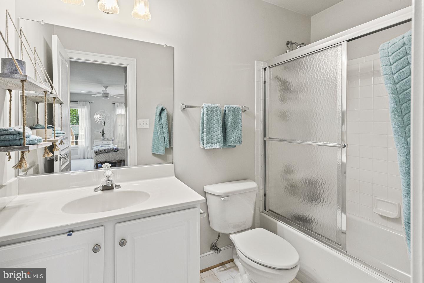 1912 CORLISS CT, MCLEAN, Virginia 22101, 4 Bedrooms Bedrooms, ,4 BathroomsBathrooms,Residential,For sale,1912 CORLISS CT,VAFX2239234 MLS # VAFX2239234