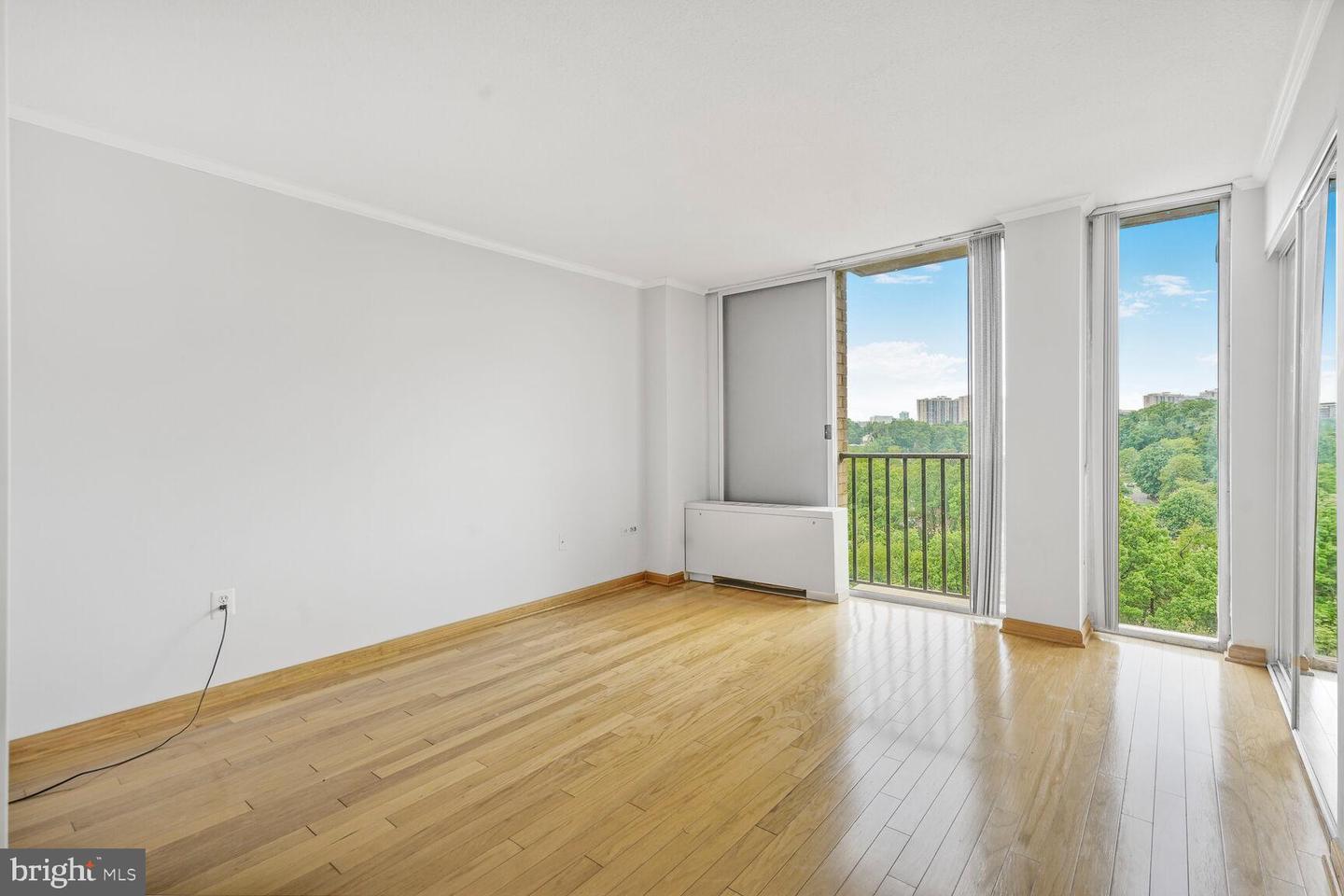 4600 S FOUR MILE RUN DR S #1014, ARLINGTON, Virginia 22204, 1 Bedroom Bedrooms, ,1 BathroomBathrooms,Residential,For sale,4600 S FOUR MILE RUN DR S #1014,VAAR2057192 MLS # VAAR2057192