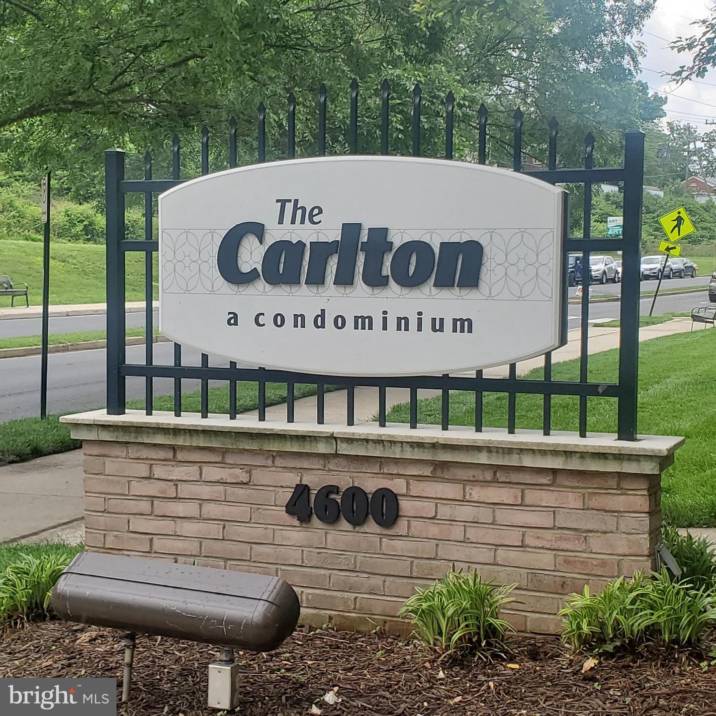 4600 S FOUR MILE RUN DR S #1014, ARLINGTON, Virginia 22204, 1 Bedroom Bedrooms, ,1 BathroomBathrooms,Residential,For sale,4600 S FOUR MILE RUN DR S #1014,VAAR2057192 MLS # VAAR2057192