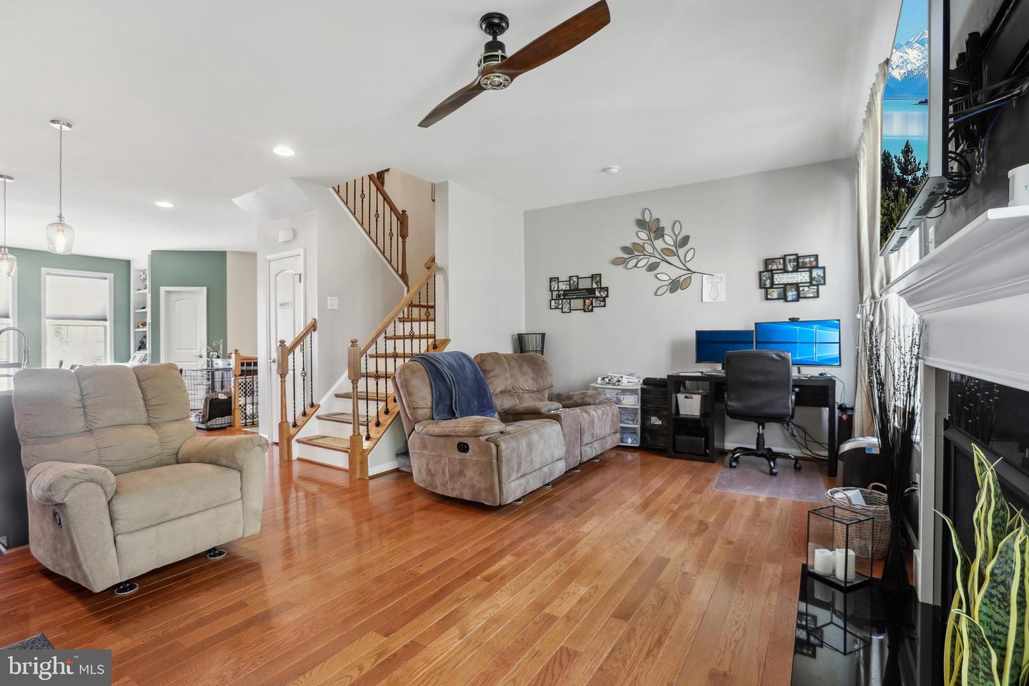 1333 GILMORE ST, FREDERICKSBURG, Virginia 22401, 3 Bedrooms Bedrooms, ,2 BathroomsBathrooms,Residential,For sale,1333 GILMORE ST,VAFB2008146 MLS # VAFB2008146