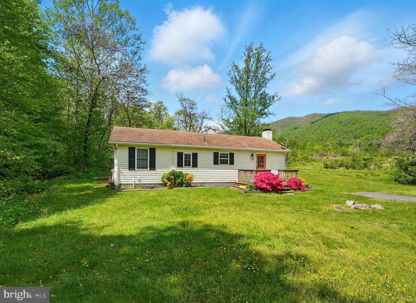 1195 QUAKER RUN RD, MADISON, Virginia 22727, 3 Bedrooms Bedrooms, ,1 BathroomBathrooms,Residential,For sale,1195 QUAKER RUN RD,VAMA2002216 MLS # VAMA2002216