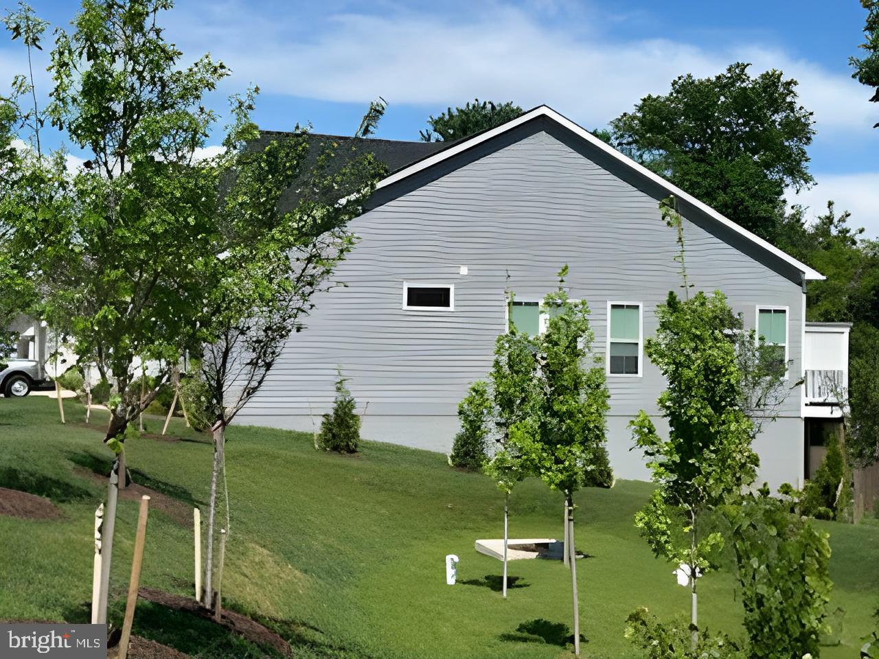 112 AMBERFIELD CT, WINCHESTER, Virginia 22602, 2 Bedrooms Bedrooms, 11 Rooms Rooms,2 BathroomsBathrooms,Residential,For sale,112 AMBERFIELD CT,VAFV2034006 MLS # VAFV2034006