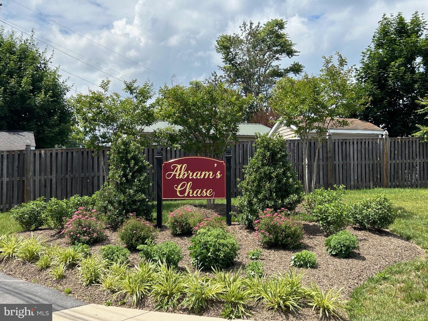 112 AMBERFIELD CT, WINCHESTER, Virginia 22602, 2 Bedrooms Bedrooms, 11 Rooms Rooms,2 BathroomsBathrooms,Residential,For sale,112 AMBERFIELD CT,VAFV2034006 MLS # VAFV2034006