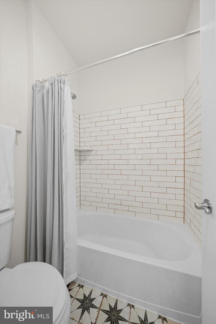 42743 CUMULUS TER, ASHBURN, Virginia 20148, 3 Bedrooms Bedrooms, ,2 BathroomsBathrooms,Residential,For sale,42743 CUMULUS TER,VALO2095828 MLS # VALO2095828