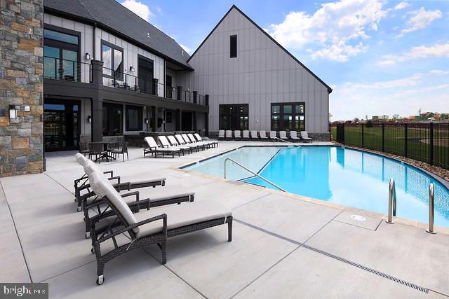 42743 CUMULUS TER, ASHBURN, Virginia 20148, 3 Bedrooms Bedrooms, ,2 BathroomsBathrooms,Residential,For sale,42743 CUMULUS TER,VALO2095828 MLS # VALO2095828