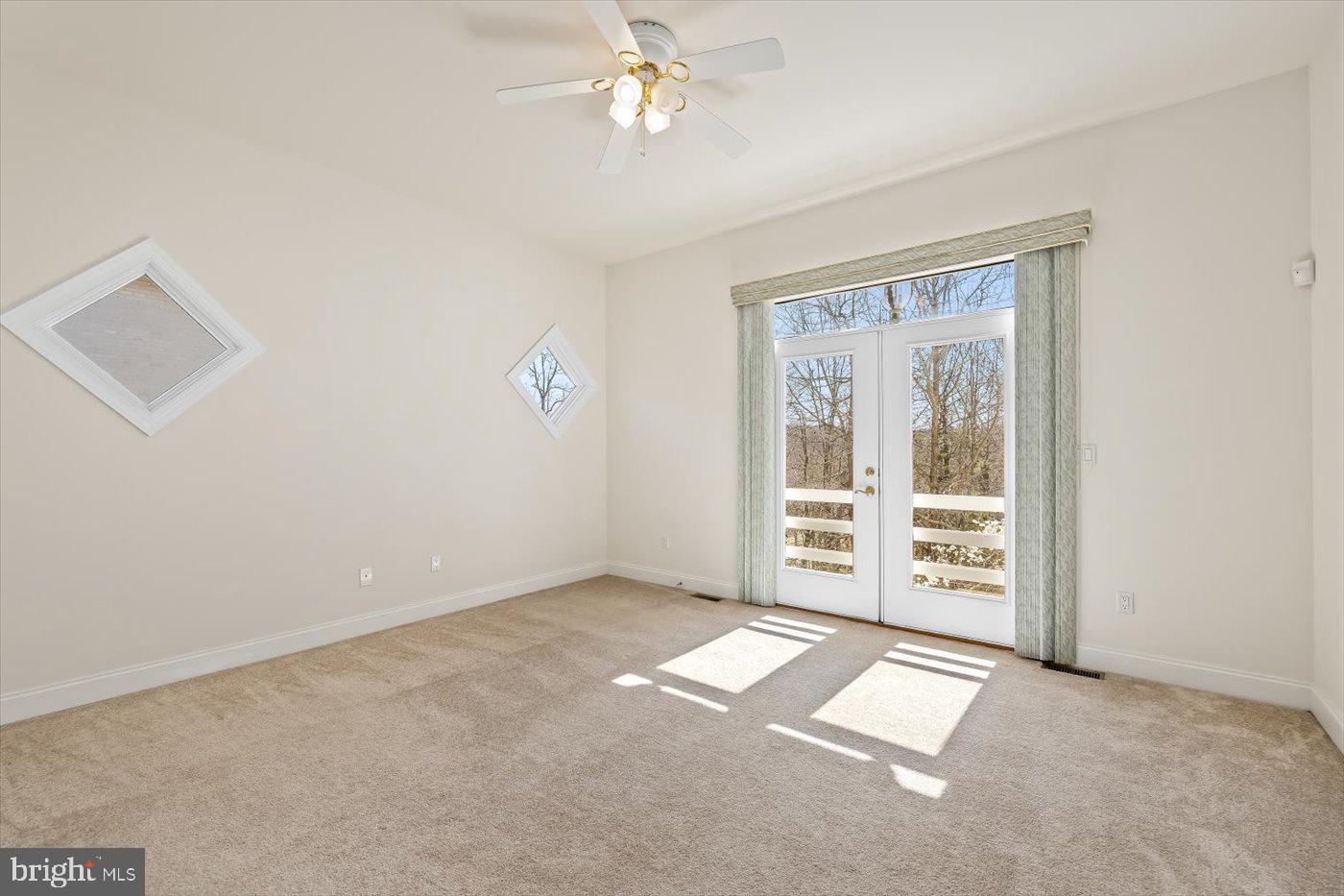 3714 FAIRWAYS CT, FREDERICKSBURG, Virginia 22408, 7 Bedrooms Bedrooms, ,6 BathroomsBathrooms,Residential,For sale,3714 FAIRWAYS CT,VASP2032926 MLS # VASP2032926