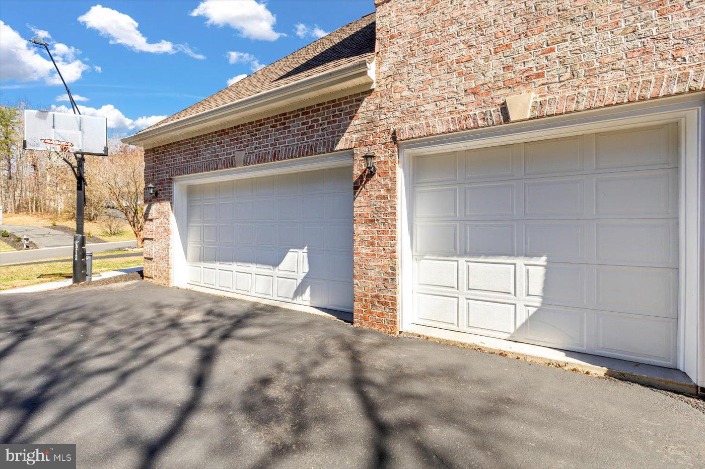 3714 FAIRWAYS CT, FREDERICKSBURG, Virginia 22408, 7 Bedrooms Bedrooms, ,6 BathroomsBathrooms,Residential,For sale,3714 FAIRWAYS CT,VASP2032926 MLS # VASP2032926
