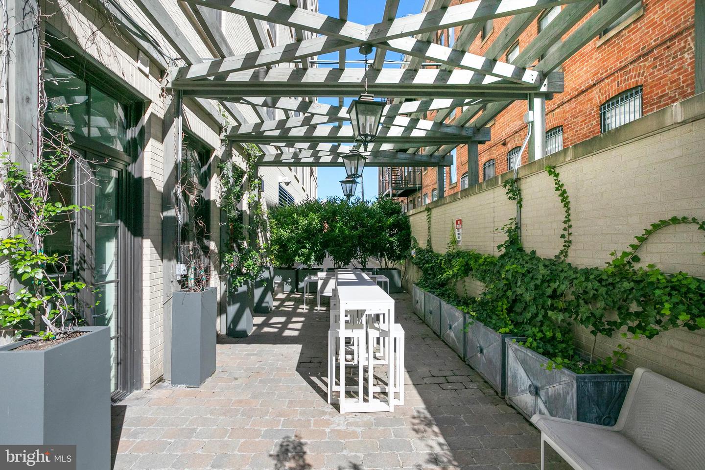 1011 M ST NW #903, WASHINGTON, District Of Columbia 20001, 2 Bedrooms Bedrooms, ,2 BathroomsBathrooms,Residential,For sale,1011 M ST NW #903,DCDC2199540 MLS # DCDC2199540