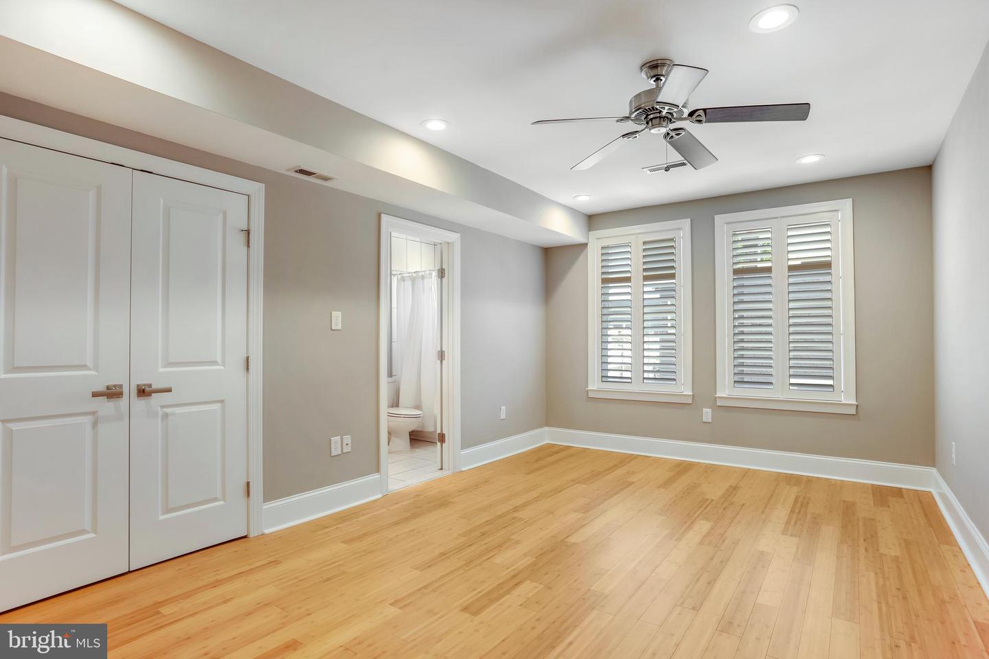 1716 M ST NE, WASHINGTON, District Of Columbia 20002, 3 Bedrooms Bedrooms, ,3 BathroomsBathrooms,Residential,For sale,1716 M ST NE,DCDC2199576 MLS # DCDC2199576