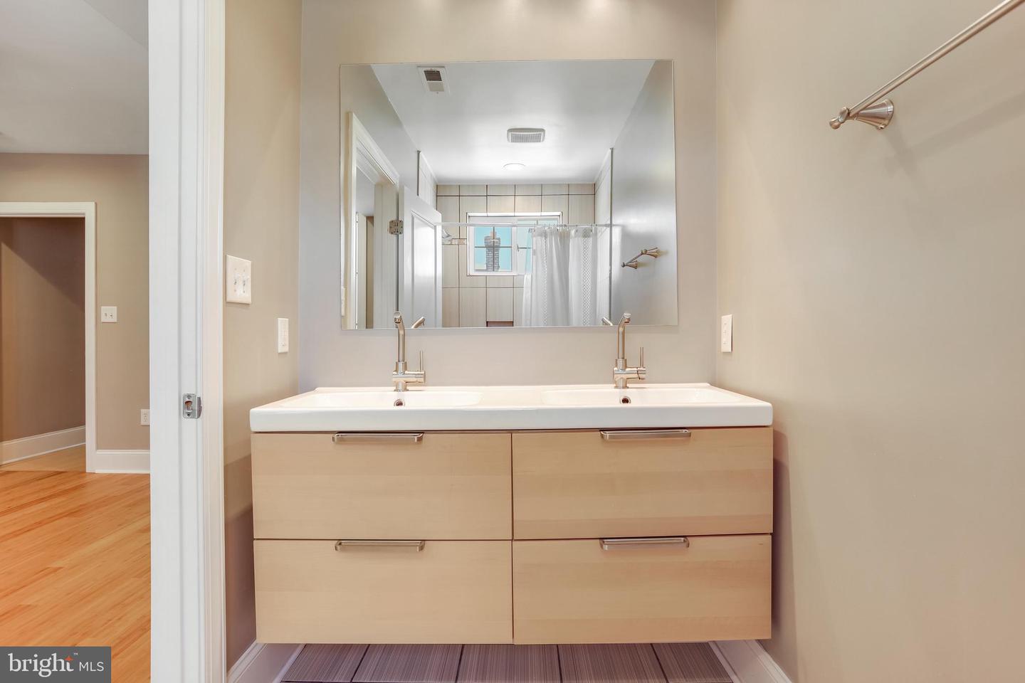 1716 M ST NE, WASHINGTON, District Of Columbia 20002, 3 Bedrooms Bedrooms, ,3 BathroomsBathrooms,Residential,For sale,1716 M ST NE,DCDC2199576 MLS # DCDC2199576