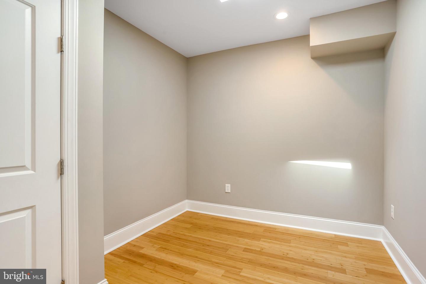 1716 M ST NE, WASHINGTON, District Of Columbia 20002, 3 Bedrooms Bedrooms, ,3 BathroomsBathrooms,Residential,For sale,1716 M ST NE,DCDC2199576 MLS # DCDC2199576