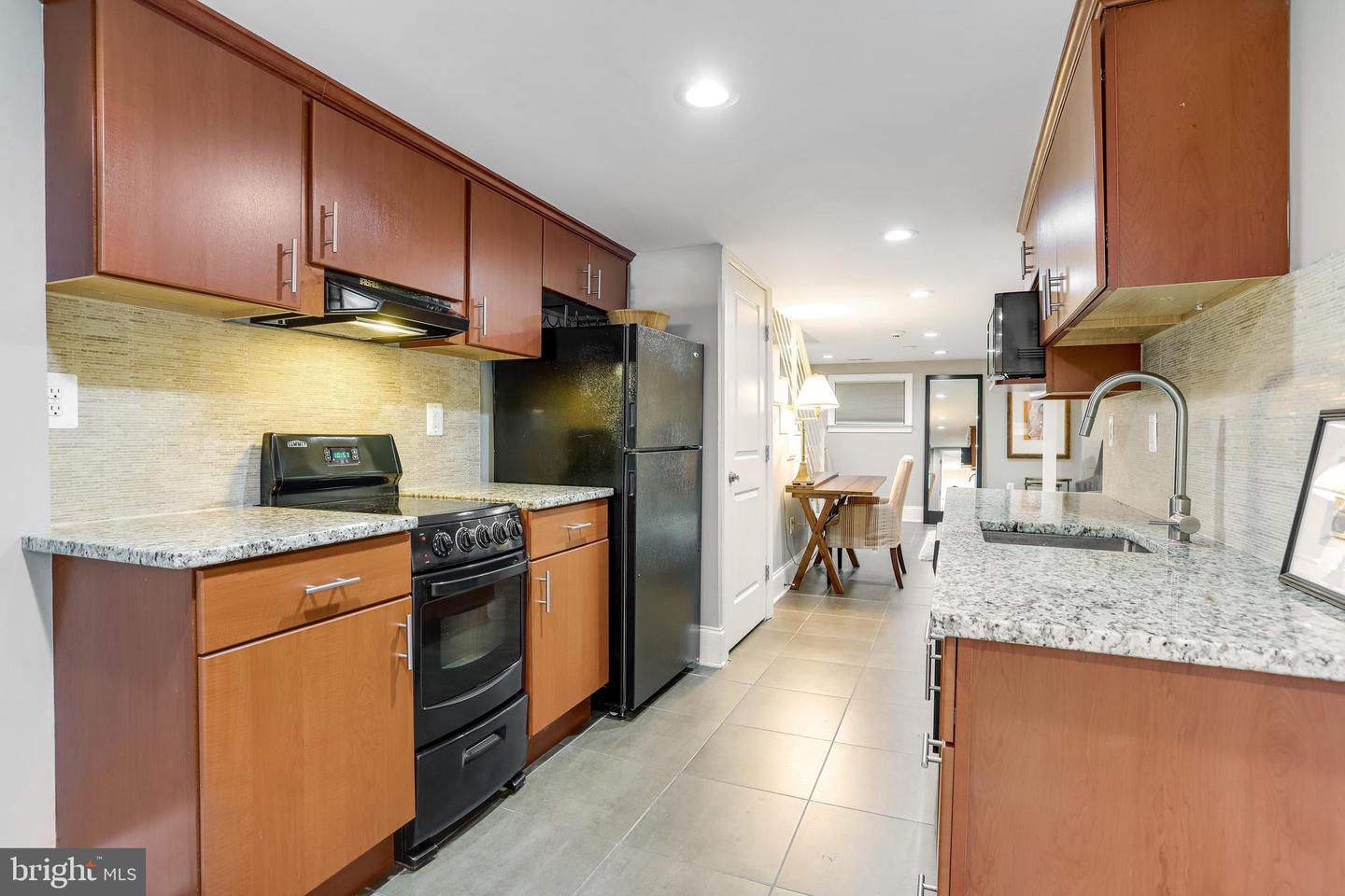 1716 M ST NE, WASHINGTON, District Of Columbia 20002, 3 Bedrooms Bedrooms, ,3 BathroomsBathrooms,Residential,For sale,1716 M ST NE,DCDC2199576 MLS # DCDC2199576