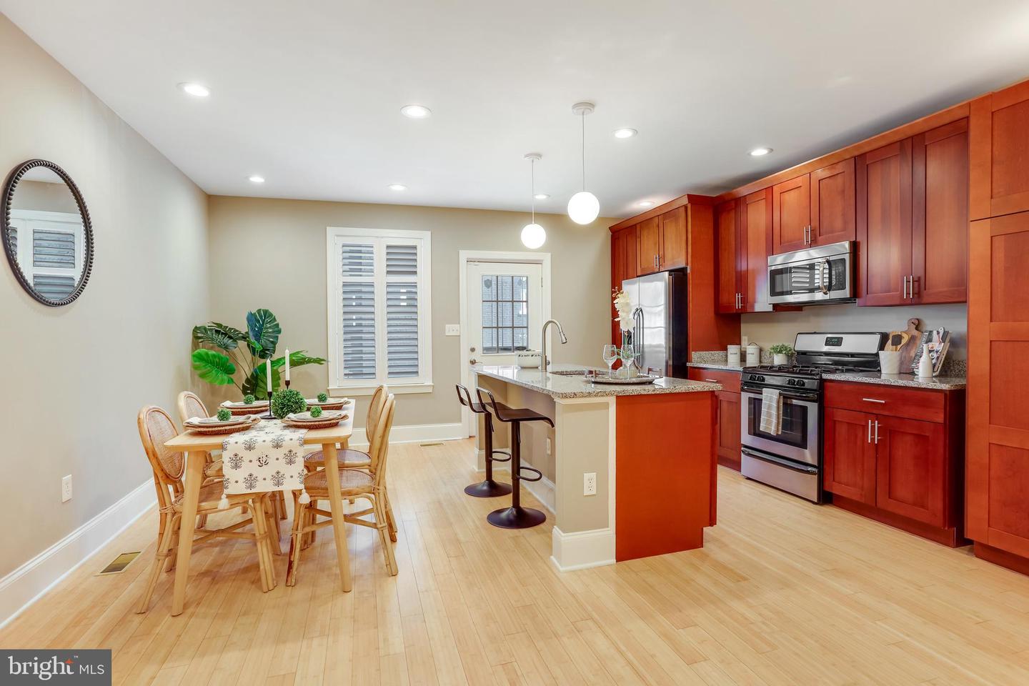 1716 M ST NE, WASHINGTON, District Of Columbia 20002, 3 Bedrooms Bedrooms, ,3 BathroomsBathrooms,Residential,For sale,1716 M ST NE,DCDC2199576 MLS # DCDC2199576