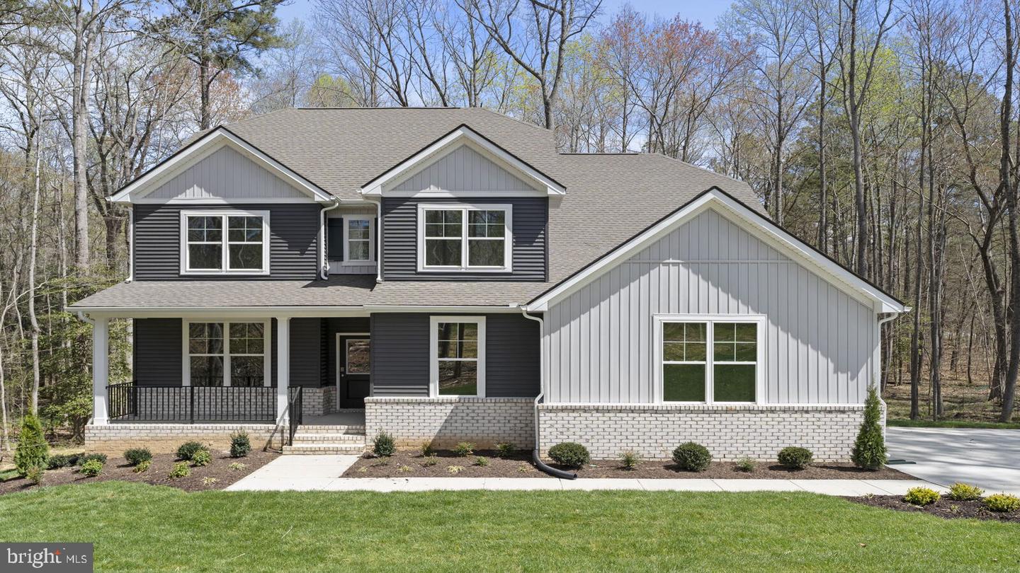 187 FAIRFIELD DR, STAUNTON, Virginia 24401, 5 Bedrooms Bedrooms, ,4 BathroomsBathrooms,Residential,For sale,187 FAIRFIELD DR,VAAG2000590 MLS # VAAG2000590