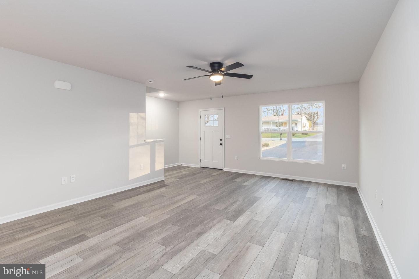 417 PALMER ST, FREDERICKSBURG, Virginia 22401, 4 Bedrooms Bedrooms, ,3 BathroomsBathrooms,Residential,For sale,417 PALMER ST,VAFB2008154 MLS # VAFB2008154