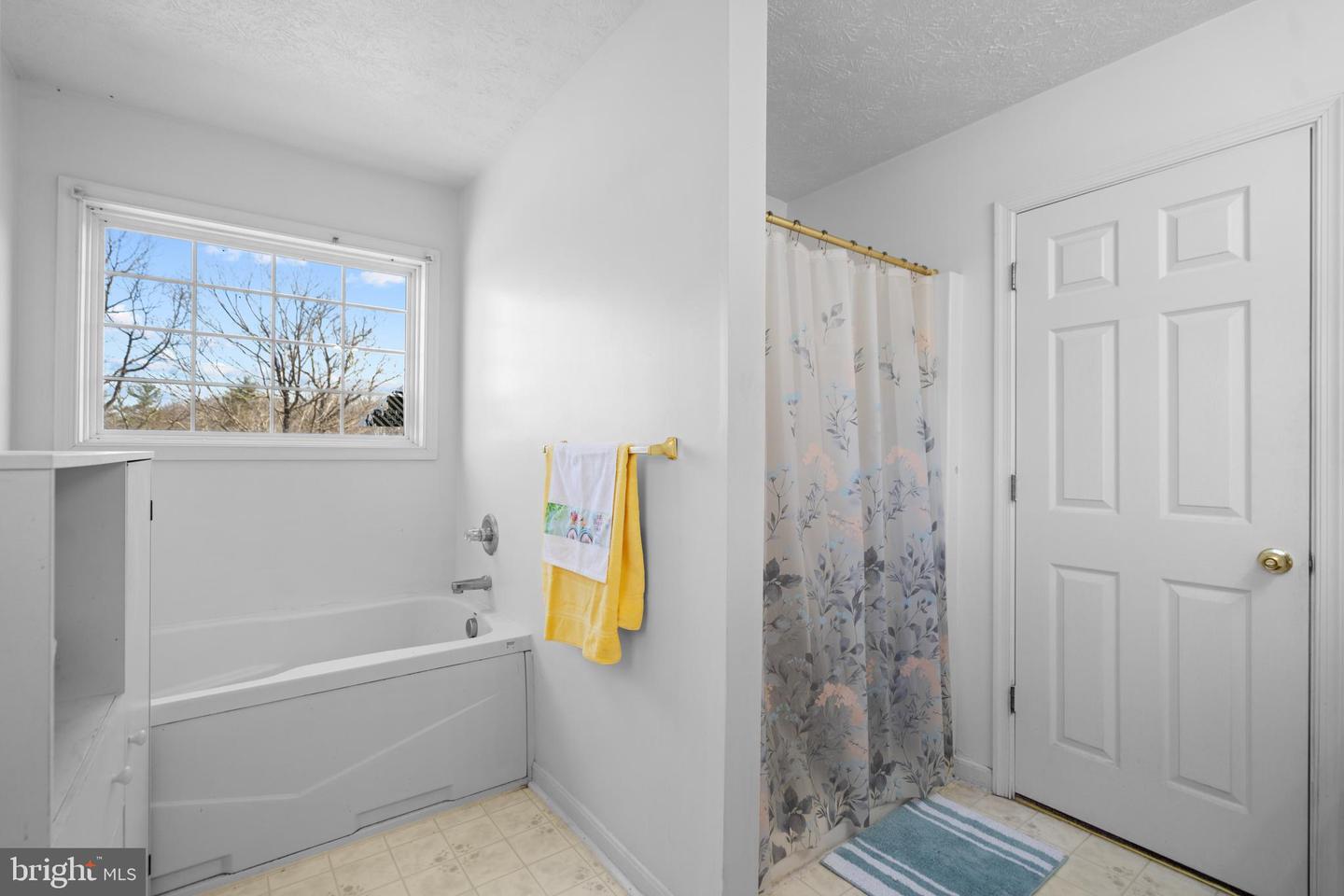 2158 STAR TANNERY RD, STAR TANNERY, Virginia 22654, 4 Bedrooms Bedrooms, ,2 BathroomsBathrooms,Residential,For sale,2158 STAR TANNERY RD,VAFV2034014 MLS # VAFV2034014