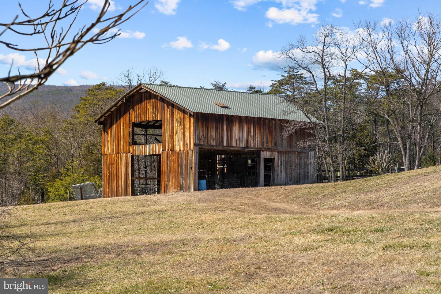 2158 STAR TANNERY RD, STAR TANNERY, Virginia 22654, 4 Bedrooms Bedrooms, ,2 BathroomsBathrooms,Residential,For sale,2158 STAR TANNERY RD,VAFV2034014 MLS # VAFV2034014
