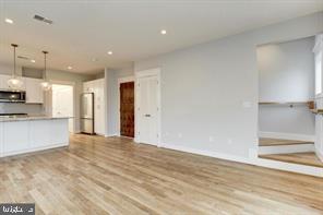 2233 40TH PL NW #6, WASHINGTON, District Of Columbia 20007, 2 Bedrooms Bedrooms, ,2 BathroomsBathrooms,Residential,For sale,2233 40TH PL NW #6,DCDC2199618 MLS # DCDC2199618