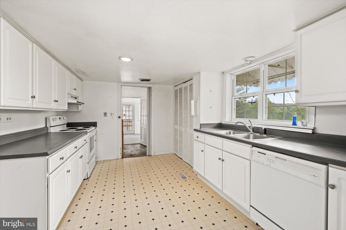 2188 SEVILLE RD, MADISON, Virginia 22727, 3 Bedrooms Bedrooms, ,2 BathroomsBathrooms,Residential,For sale,2188 SEVILLE RD,VAMA2002218 MLS # VAMA2002218