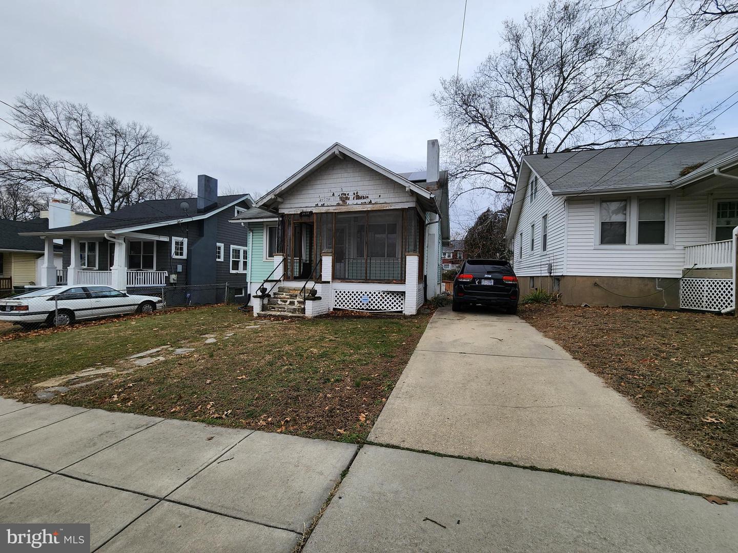2838 27TH ST NE, WASHINGTON, District Of Columbia 20018, 2 Bedrooms Bedrooms, ,1 BathroomBathrooms,Residential,For sale,2838 27TH ST NE,DCDC2199550 MLS # DCDC2199550