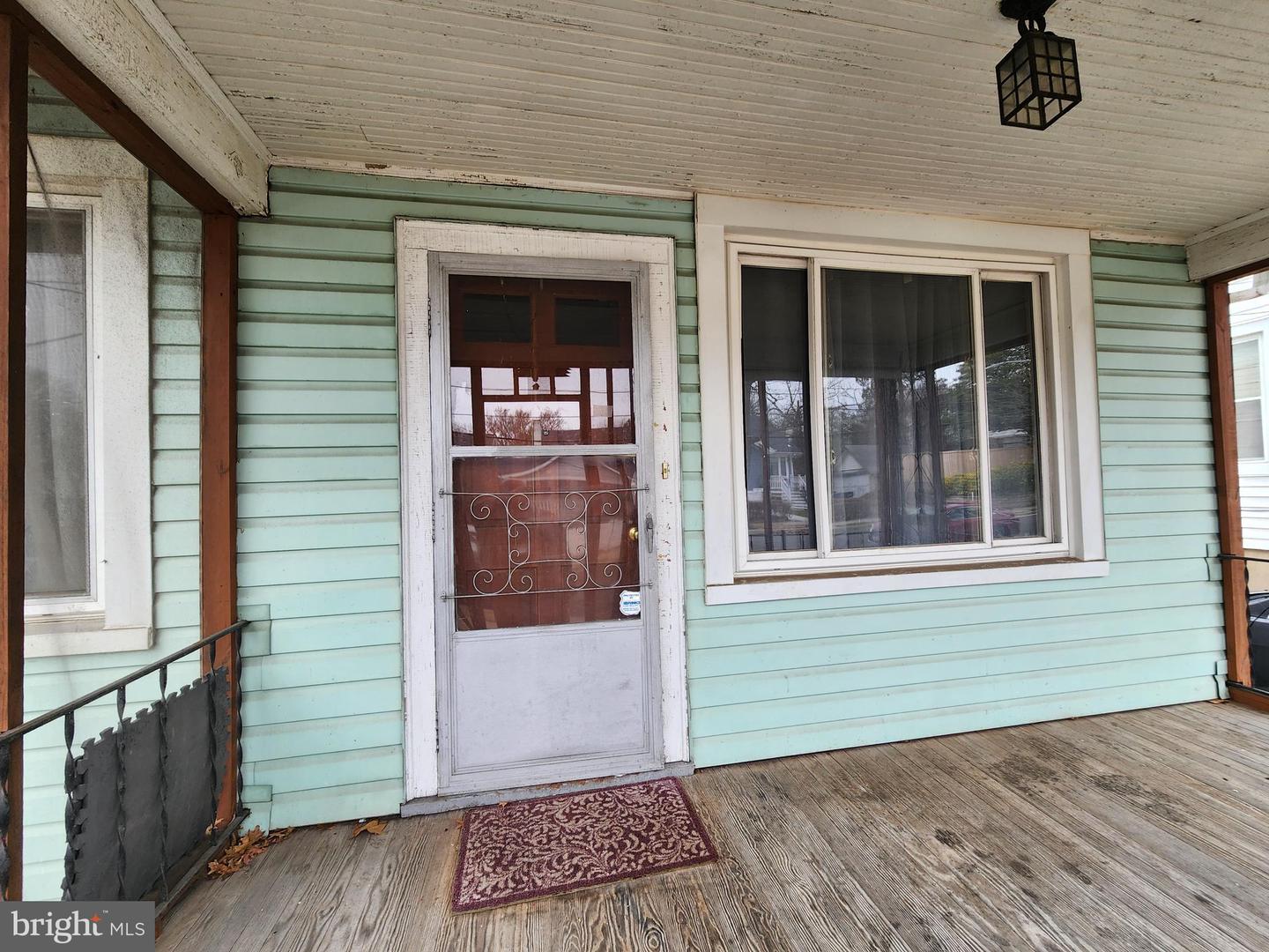 2838 27TH ST NE, WASHINGTON, District Of Columbia 20018, 2 Bedrooms Bedrooms, ,1 BathroomBathrooms,Residential,For sale,2838 27TH ST NE,DCDC2199550 MLS # DCDC2199550