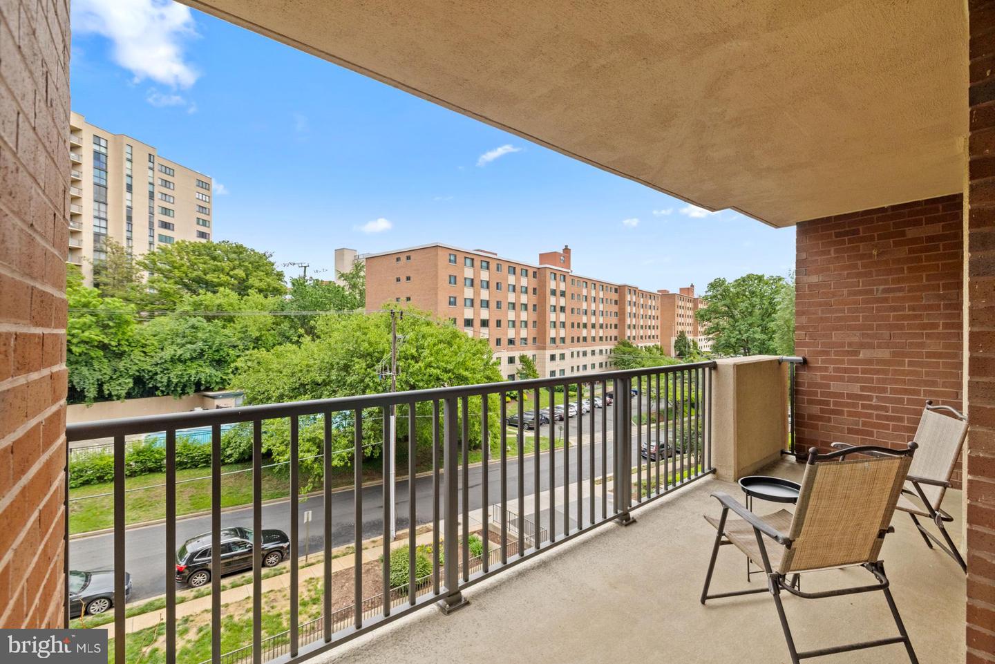 1300 ARMY NAVY DR #415, ARLINGTON, Virginia 22202, 1 Bedroom Bedrooms, ,1 BathroomBathrooms,Residential,For sale,1300 ARMY NAVY DR #415,VAAR2057208 MLS # VAAR2057208