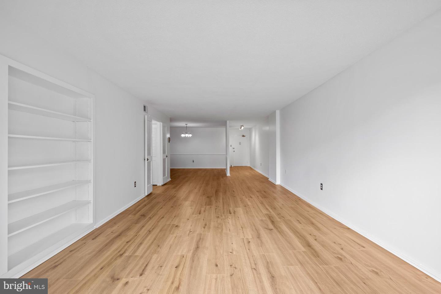 1300 ARMY NAVY DR #415, ARLINGTON, Virginia 22202, 1 Bedroom Bedrooms, ,1 BathroomBathrooms,Residential,For sale,1300 ARMY NAVY DR #415,VAAR2057208 MLS # VAAR2057208