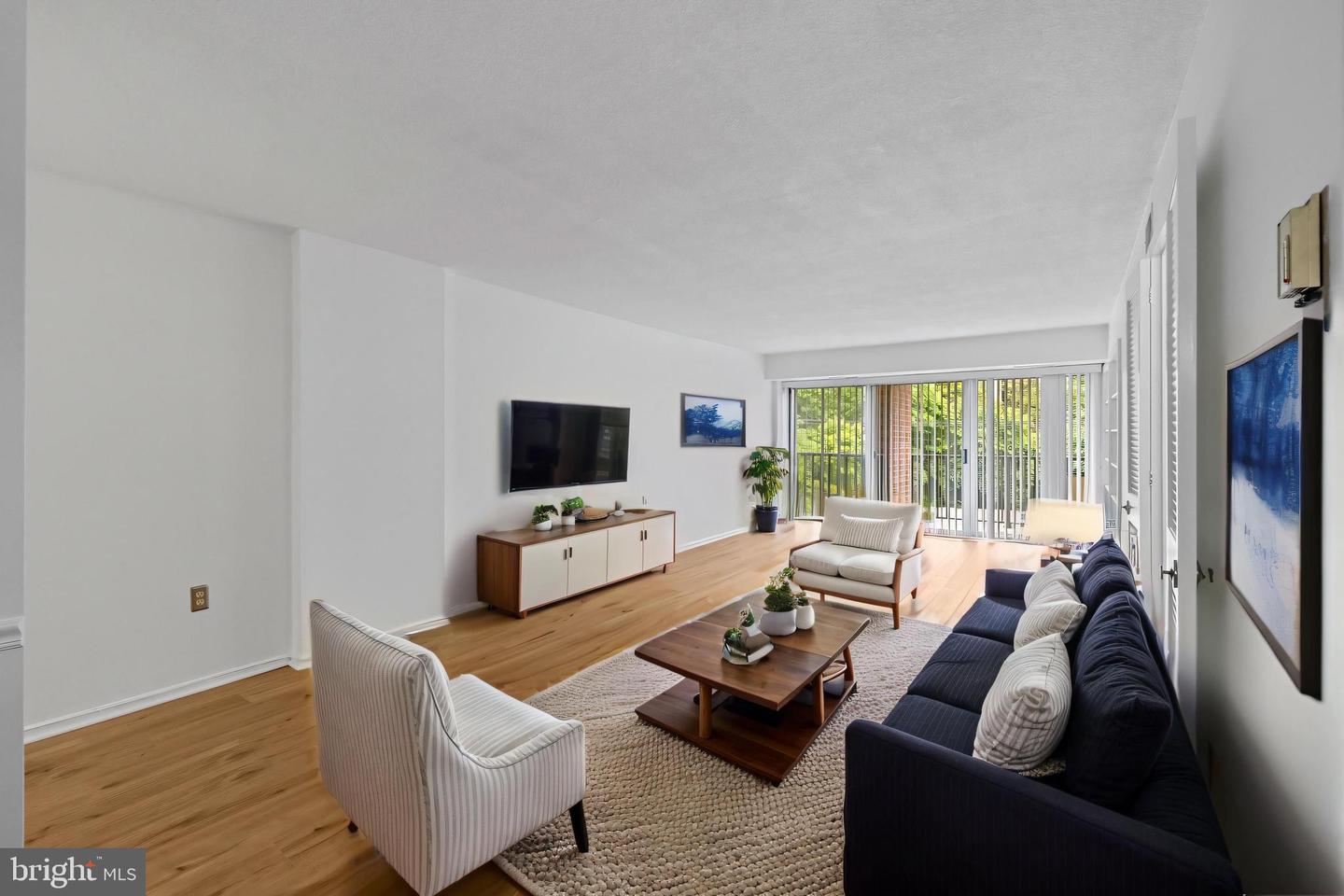 1300 ARMY NAVY DR #415, ARLINGTON, Virginia 22202, 1 Bedroom Bedrooms, ,1 BathroomBathrooms,Residential,For sale,1300 ARMY NAVY DR #415,VAAR2057208 MLS # VAAR2057208