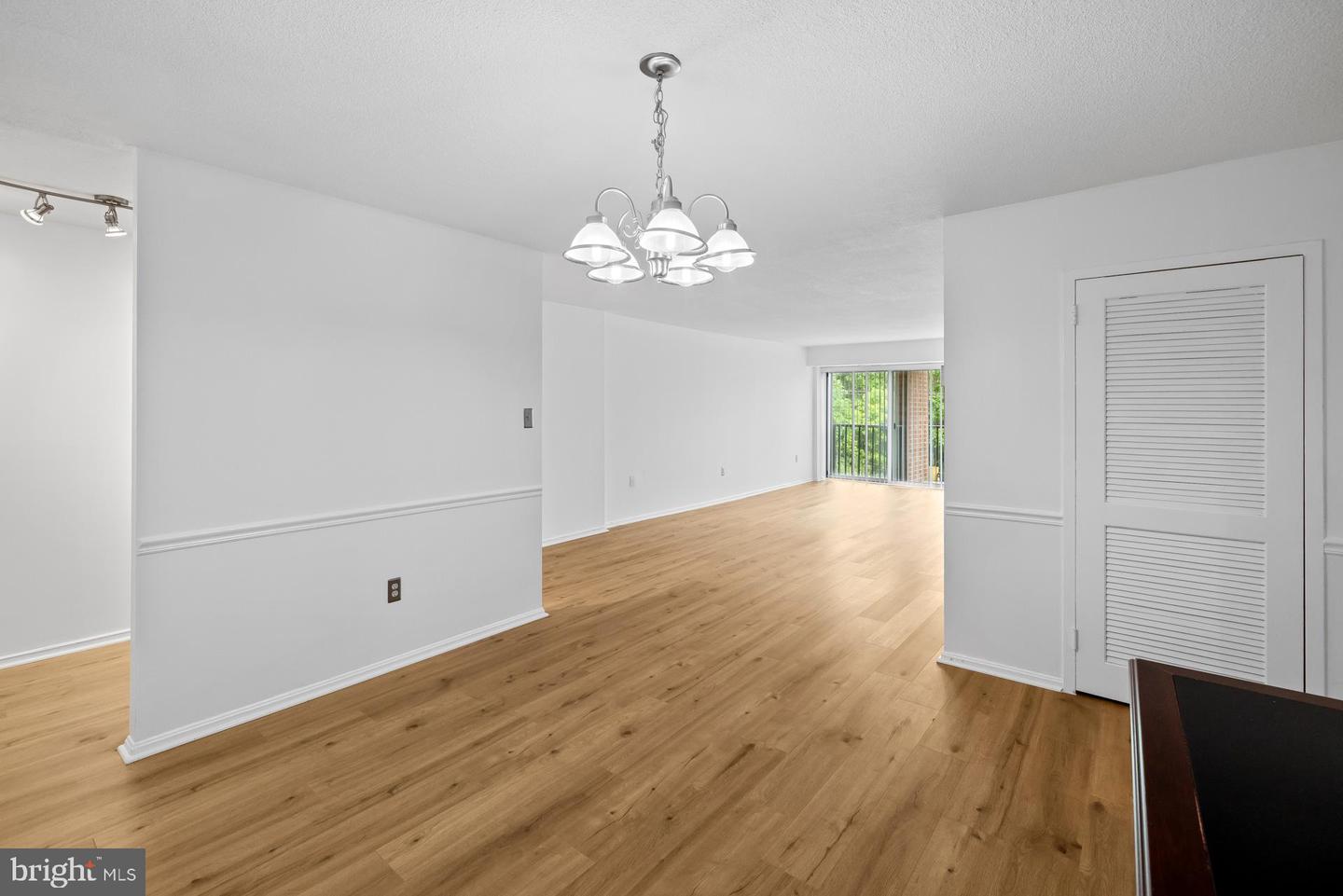 1300 ARMY NAVY DR #415, ARLINGTON, Virginia 22202, 1 Bedroom Bedrooms, ,1 BathroomBathrooms,Residential,For sale,1300 ARMY NAVY DR #415,VAAR2057208 MLS # VAAR2057208