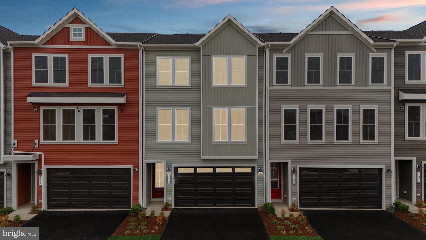 127 GALAXY PL, STEPHENSON, Virginia 22656, 3 Bedrooms Bedrooms, ,2 BathroomsBathrooms,Residential,For sale,127 GALAXY PL,VAFV2034024 MLS # VAFV2034024