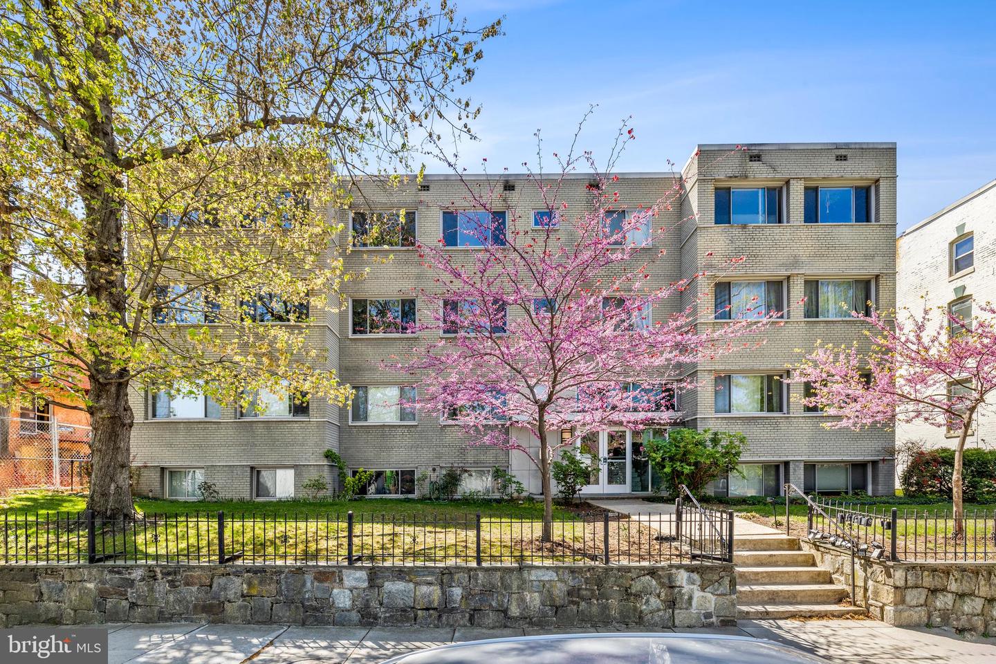 804 TAYLOR ST NW #105, WASHINGTON, District Of Columbia 20011, 1 Bedroom Bedrooms, ,1 BathroomBathrooms,Residential,For sale,804 TAYLOR ST NW #105,DCDC2176978 MLS # DCDC2176978