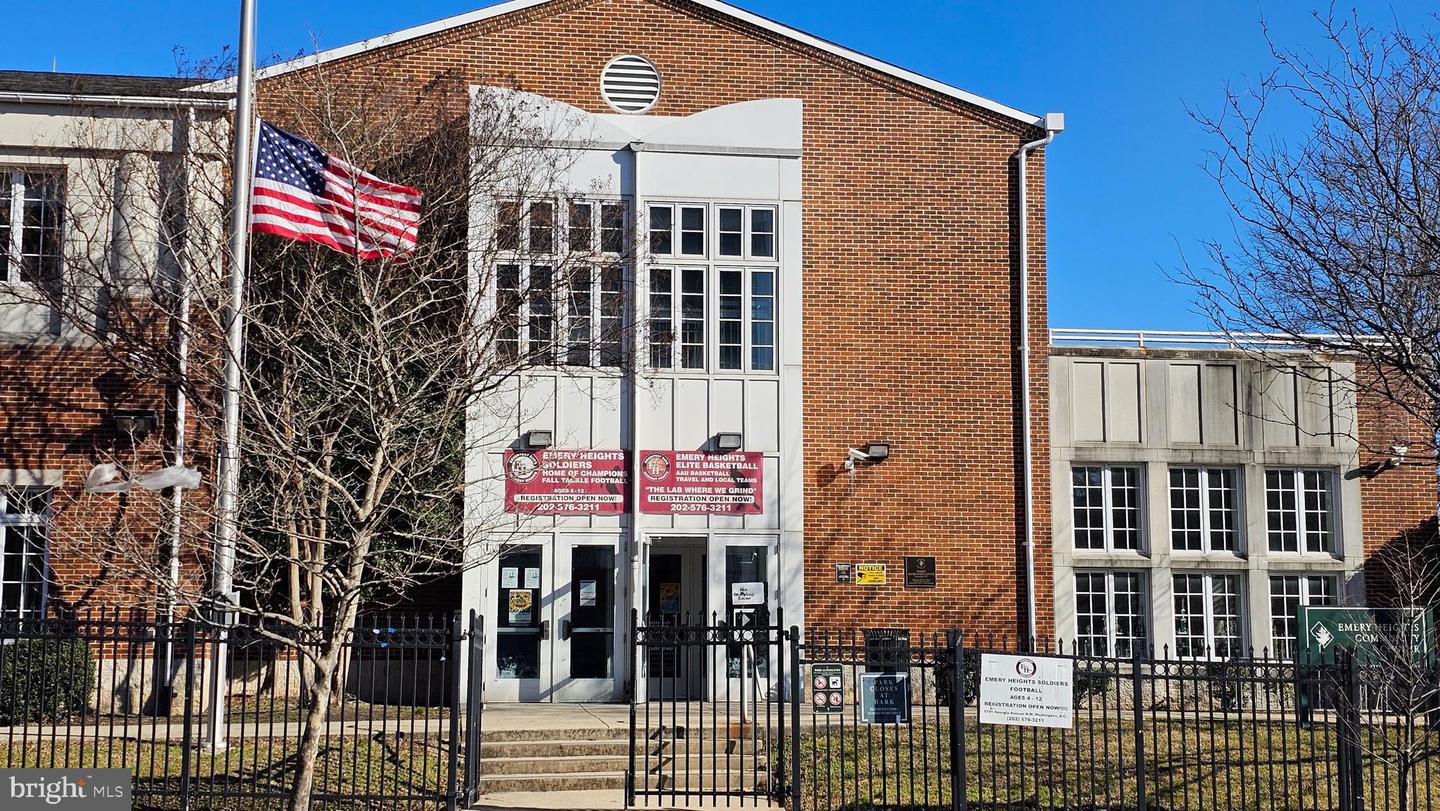 5723 13TH ST NW, WASHINGTON, District Of Columbia 20011, 4 Bedrooms Bedrooms, ,1 BathroomBathrooms,Residential,For sale,5723 13TH ST NW,DCDC2177006 MLS # DCDC2177006