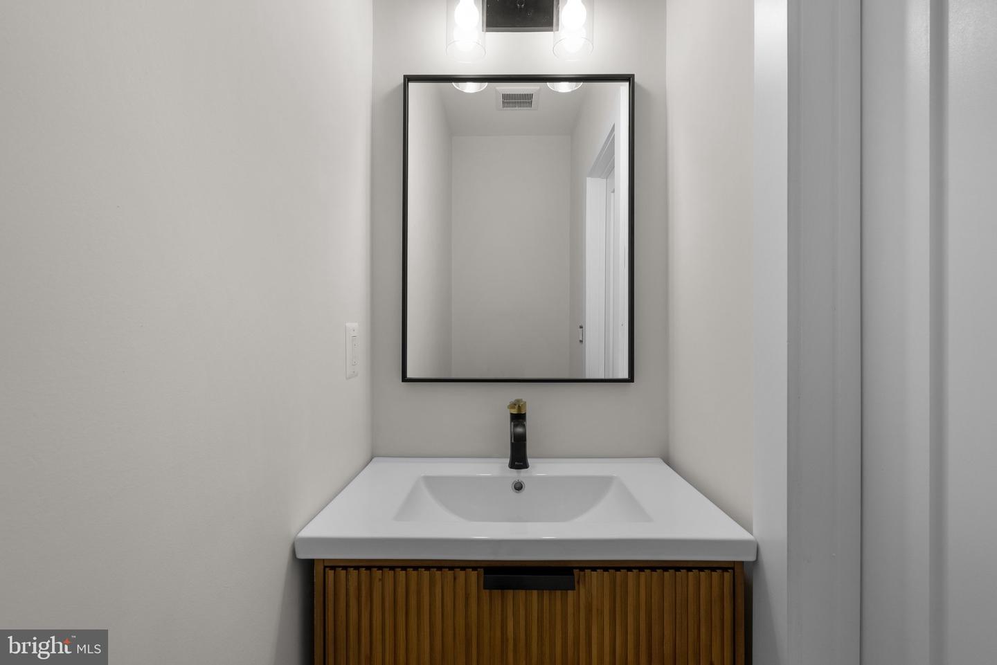 3710 S ST NW, WASHINGTON, District Of Columbia 20007, 4 Bedrooms Bedrooms, ,5 BathroomsBathrooms,Residential,For sale,3710 S ST NW,DCDC2172400 MLS # DCDC2172400