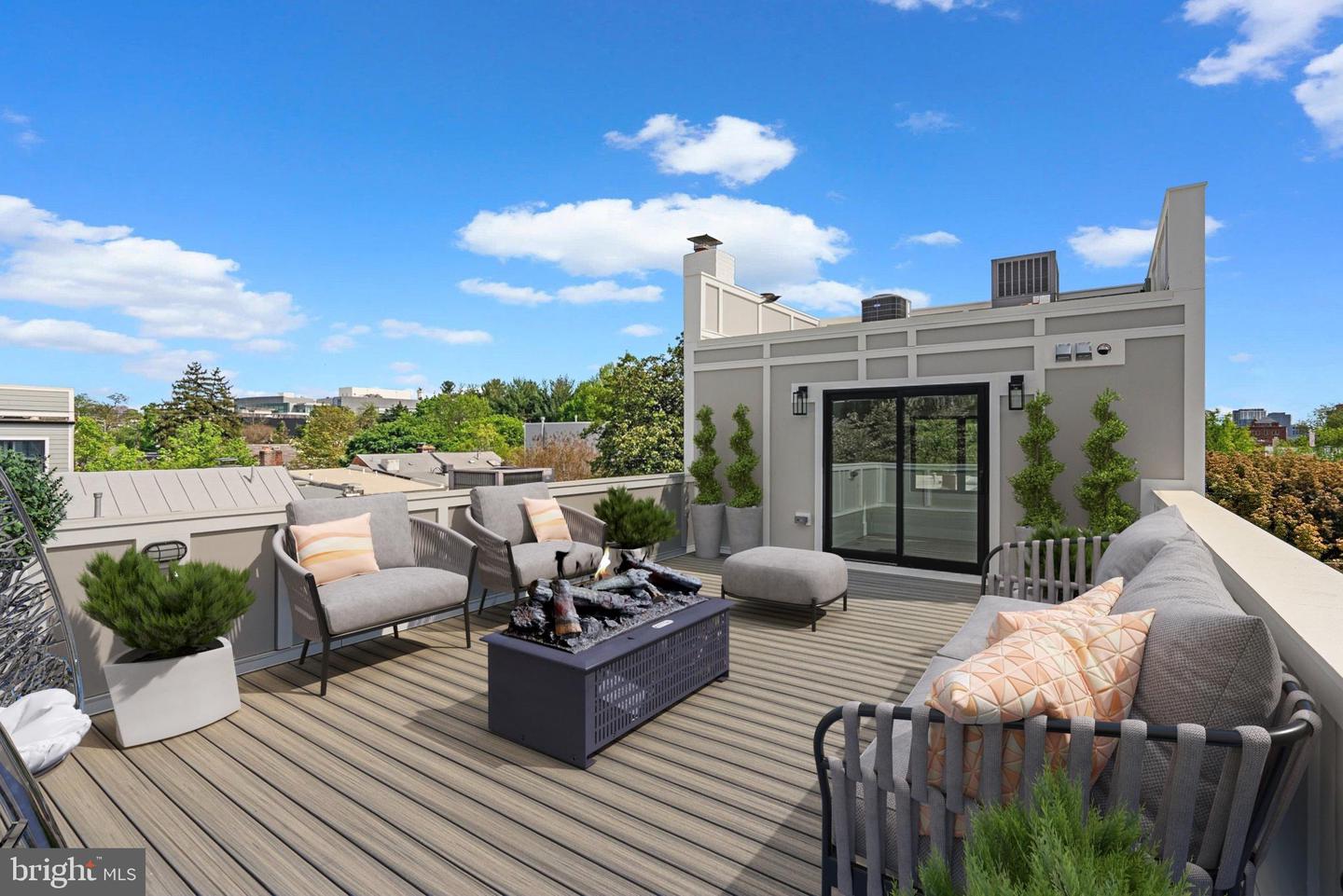 3710 S ST NW, WASHINGTON, District Of Columbia 20007, 4 Bedrooms Bedrooms, ,5 BathroomsBathrooms,Residential,For sale,3710 S ST NW,DCDC2172400 MLS # DCDC2172400