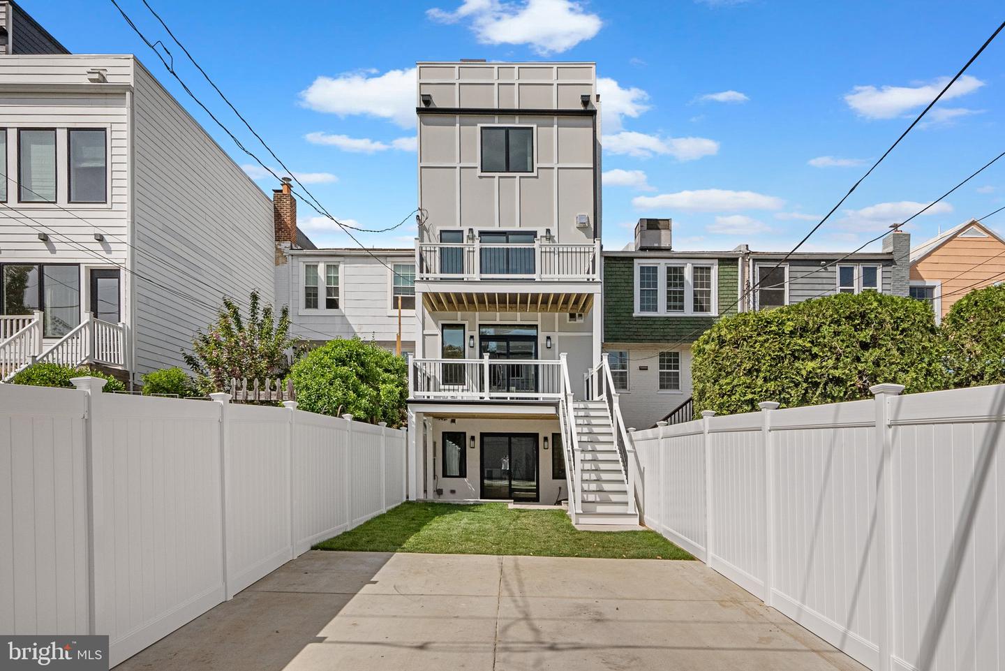 3710 S ST NW, WASHINGTON, District Of Columbia 20007, 4 Bedrooms Bedrooms, ,5 BathroomsBathrooms,Residential,For sale,3710 S ST NW,DCDC2172400 MLS # DCDC2172400