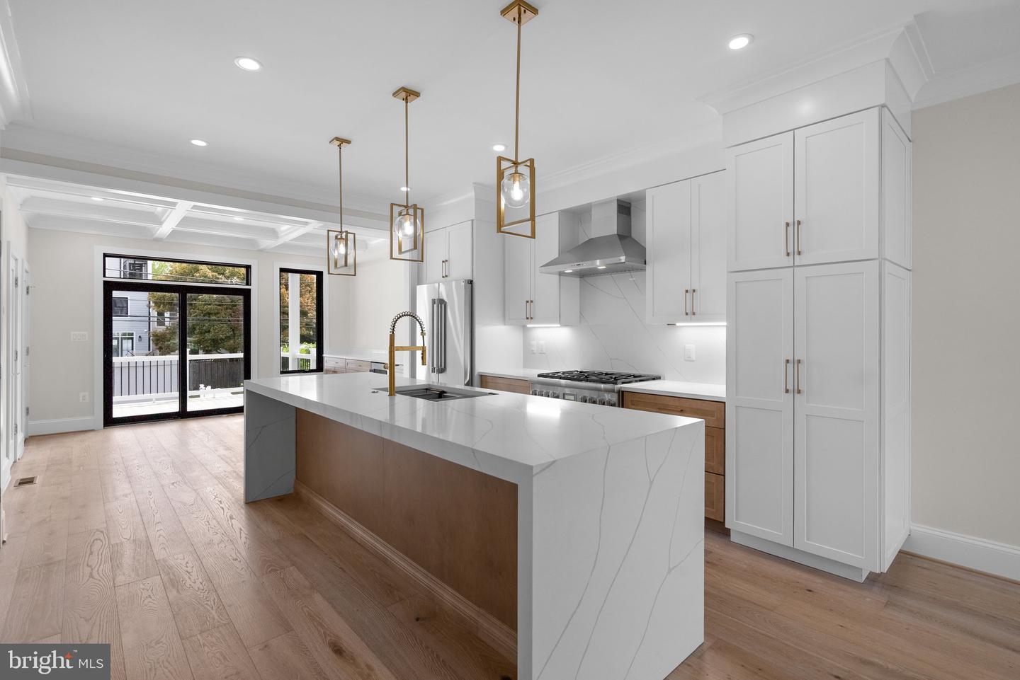 3710 S ST NW, WASHINGTON, District Of Columbia 20007, 4 Bedrooms Bedrooms, ,5 BathroomsBathrooms,Residential,For sale,3710 S ST NW,DCDC2172400 MLS # DCDC2172400