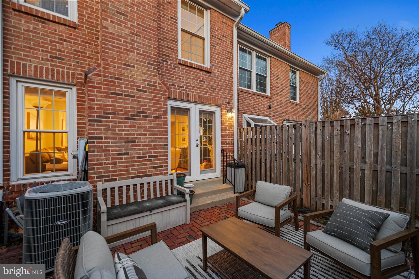 2512 S ARLINGTON MILL DR #5, ARLINGTON, Virginia 22206, 3 Bedrooms Bedrooms, ,2 BathroomsBathrooms,Residential,For sale,2512 S ARLINGTON MILL DR #5,VAAR2053348 MLS # VAAR2053348