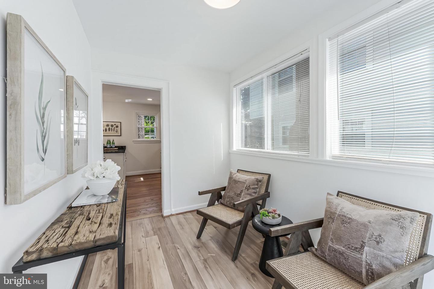 3912 6TH ST S, ARLINGTON, Virginia 22204, 3 Bedrooms Bedrooms, ,3 BathroomsBathrooms,Residential,For sale,3912 6TH ST S,VAAR2053366 MLS # VAAR2053366