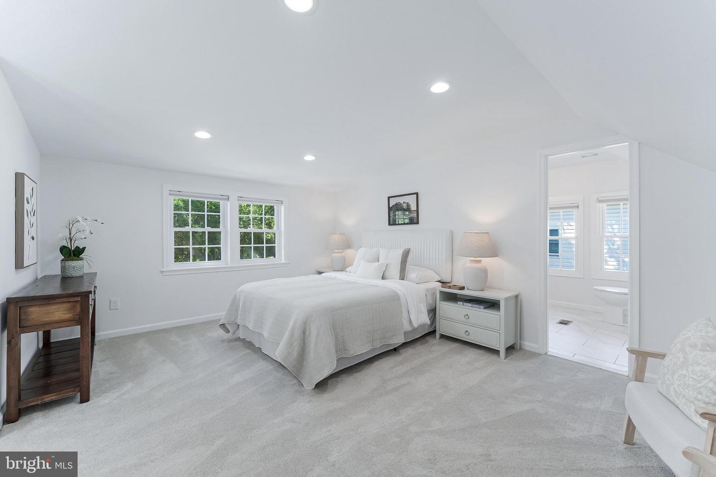 3912 6TH ST S, ARLINGTON, Virginia 22204, 3 Bedrooms Bedrooms, ,3 BathroomsBathrooms,Residential,For sale,3912 6TH ST S,VAAR2053366 MLS # VAAR2053366