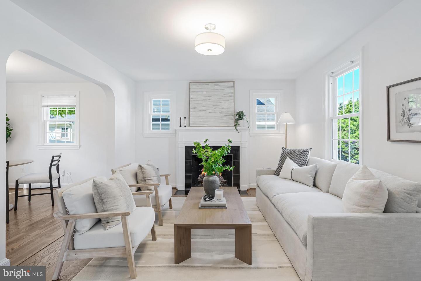3912 6TH ST S, ARLINGTON, Virginia 22204, 3 Bedrooms Bedrooms, ,3 BathroomsBathrooms,Residential,For sale,3912 6TH ST S,VAAR2053366 MLS # VAAR2053366