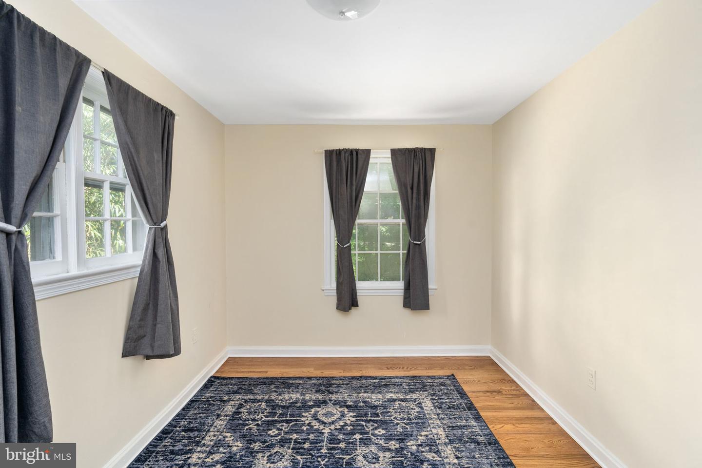 6510 OAKWOOD DR, FALLS CHURCH, Virginia 22041, 4 Bedrooms Bedrooms, ,2 BathroomsBathrooms,Residential,For sale,6510 OAKWOOD DR,VAFX2222664 MLS # VAFX2222664