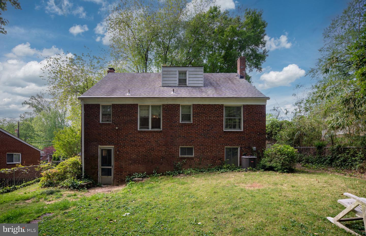 6510 OAKWOOD DR, FALLS CHURCH, Virginia 22041, 4 Bedrooms Bedrooms, ,2 BathroomsBathrooms,Residential,For sale,6510 OAKWOOD DR,VAFX2222664 MLS # VAFX2222664