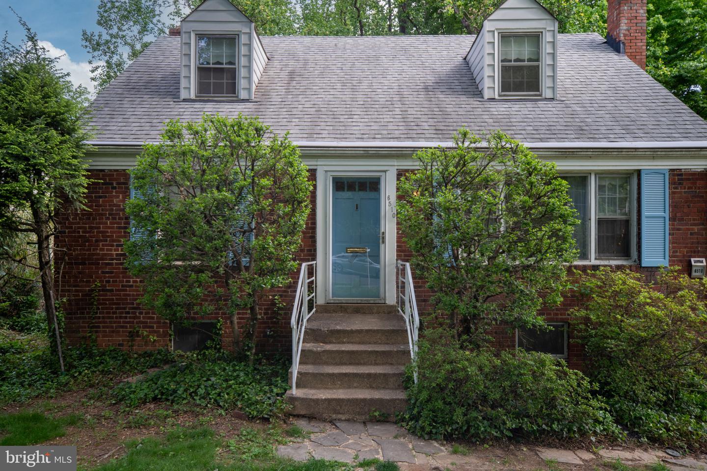 6510 OAKWOOD DR, FALLS CHURCH, Virginia 22041, 4 Bedrooms Bedrooms, ,2 BathroomsBathrooms,Residential,For sale,6510 OAKWOOD DR,VAFX2222664 MLS # VAFX2222664