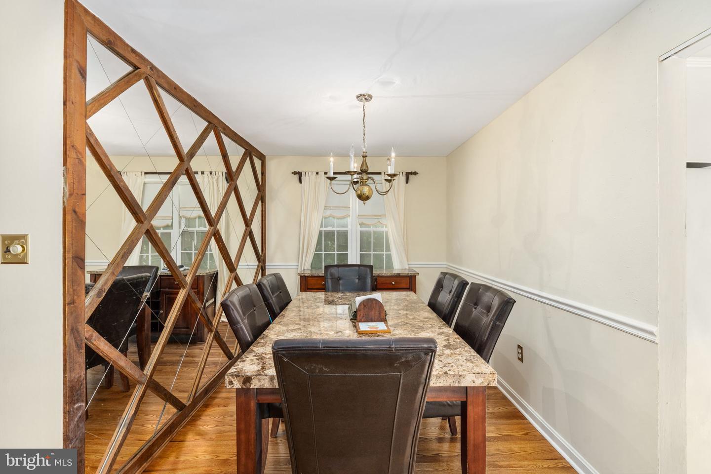 6510 OAKWOOD DR, FALLS CHURCH, Virginia 22041, 4 Bedrooms Bedrooms, ,2 BathroomsBathrooms,Residential,For sale,6510 OAKWOOD DR,VAFX2222664 MLS # VAFX2222664
