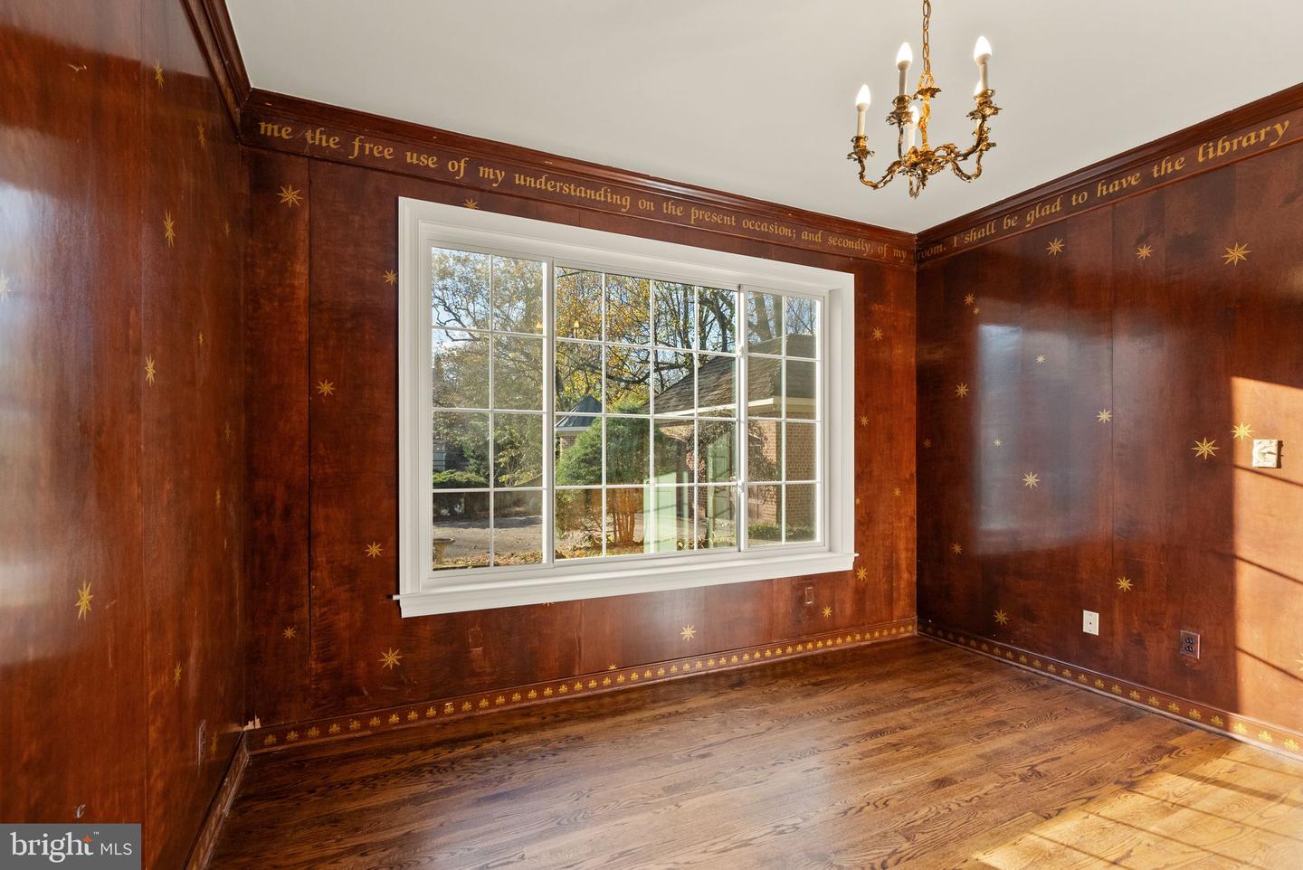 4015 N RANDOLPH ST, ARLINGTON, Virginia 22207, 6 Bedrooms Bedrooms, ,5 BathroomsBathrooms,Residential,For sale,4015 N RANDOLPH ST,VAAR2054114 MLS # VAAR2054114