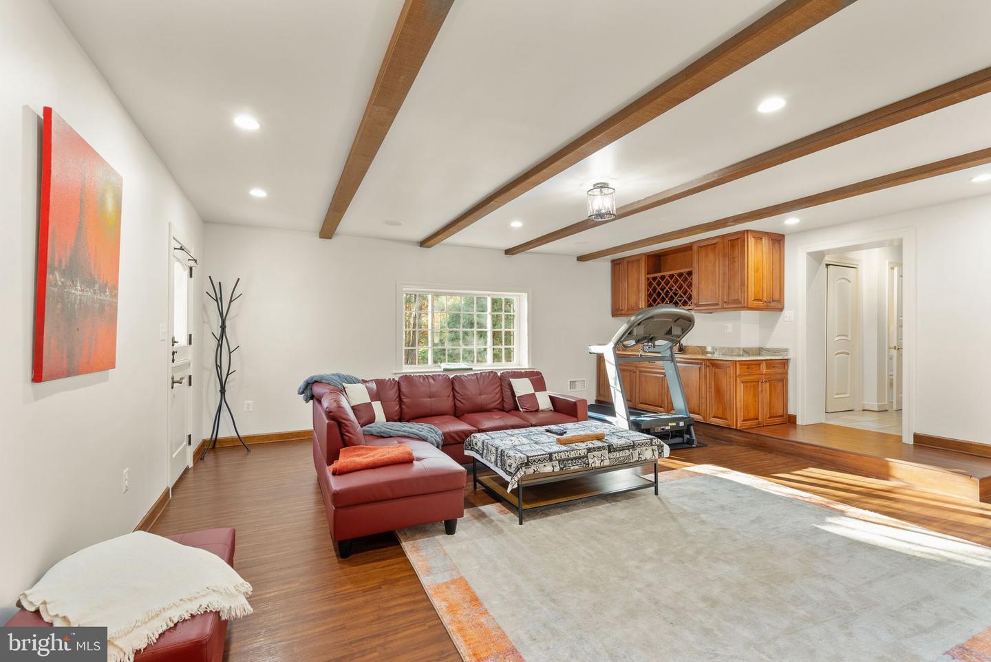 4015 N RANDOLPH ST, ARLINGTON, Virginia 22207, 6 Bedrooms Bedrooms, ,5 BathroomsBathrooms,Residential,For sale,4015 N RANDOLPH ST,VAAR2054114 MLS # VAAR2054114