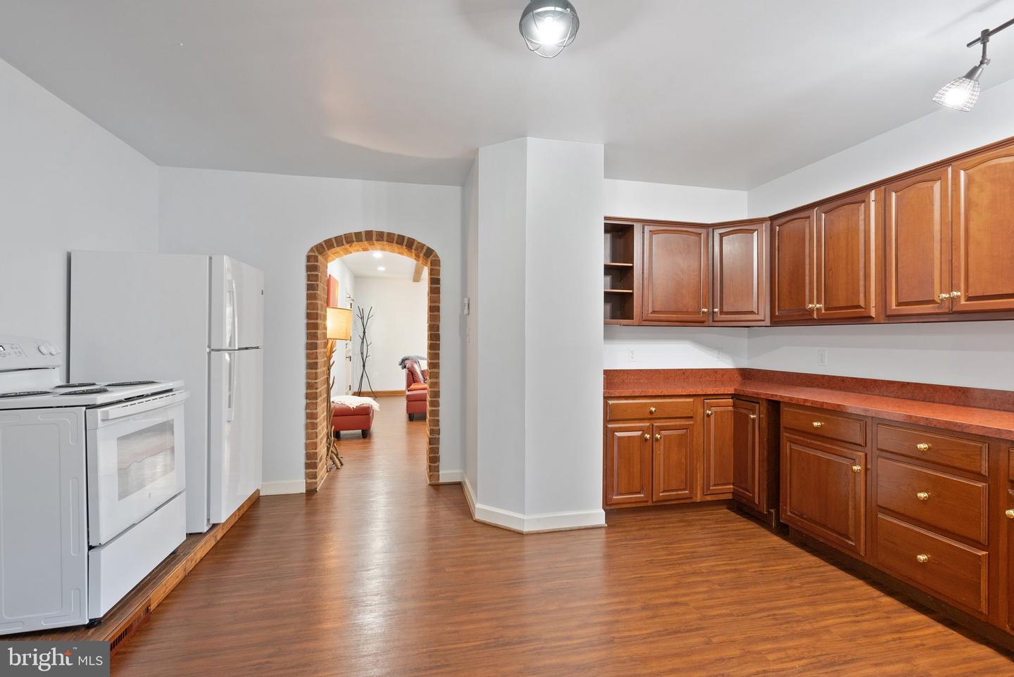 4015 N RANDOLPH ST, ARLINGTON, Virginia 22207, 6 Bedrooms Bedrooms, ,5 BathroomsBathrooms,Residential,For sale,4015 N RANDOLPH ST,VAAR2054114 MLS # VAAR2054114