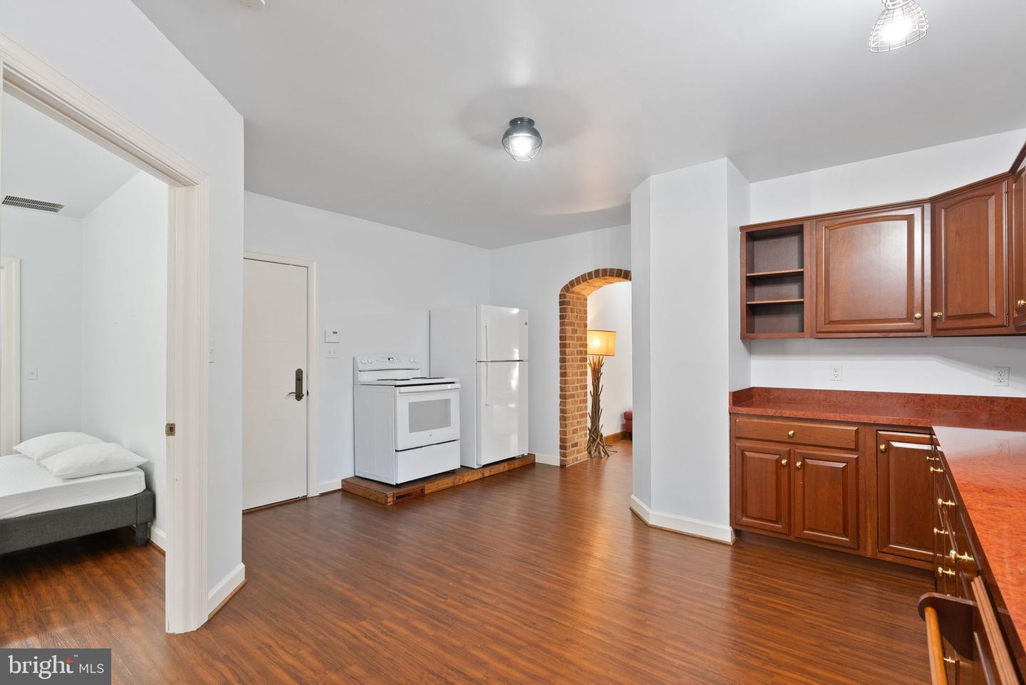 4015 N RANDOLPH ST, ARLINGTON, Virginia 22207, 6 Bedrooms Bedrooms, ,5 BathroomsBathrooms,Residential,For sale,4015 N RANDOLPH ST,VAAR2054114 MLS # VAAR2054114