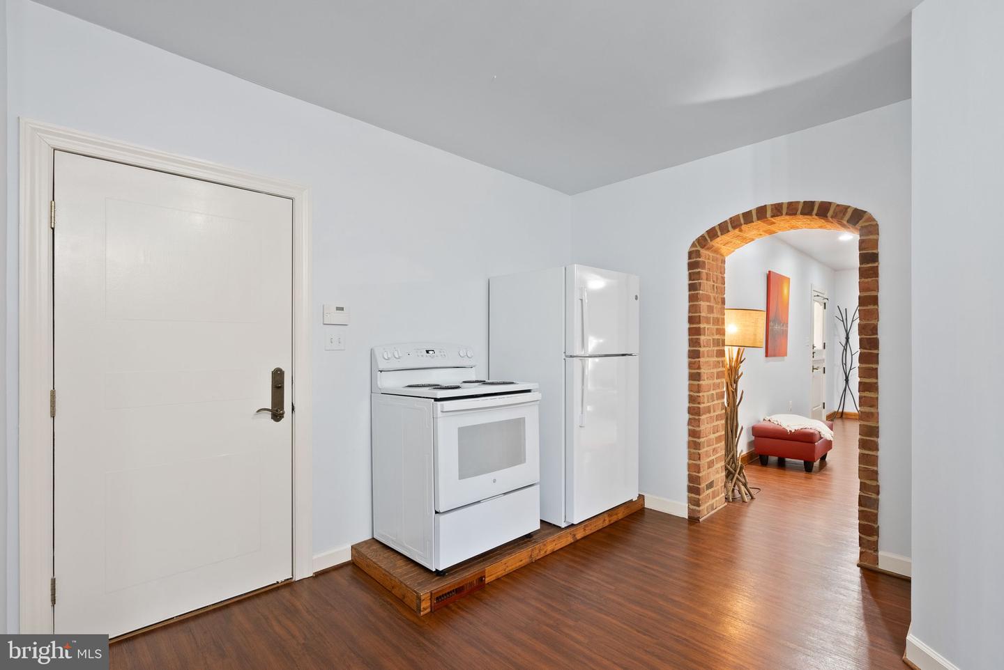 4015 N RANDOLPH ST, ARLINGTON, Virginia 22207, 6 Bedrooms Bedrooms, ,5 BathroomsBathrooms,Residential,For sale,4015 N RANDOLPH ST,VAAR2054114 MLS # VAAR2054114