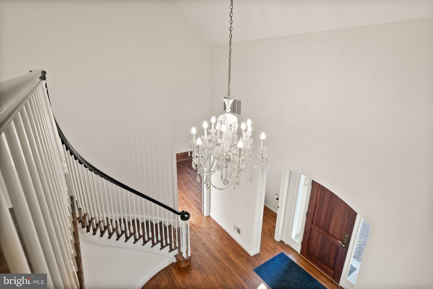 4015 N RANDOLPH ST, ARLINGTON, Virginia 22207, 6 Bedrooms Bedrooms, ,5 BathroomsBathrooms,Residential,For sale,4015 N RANDOLPH ST,VAAR2054114 MLS # VAAR2054114